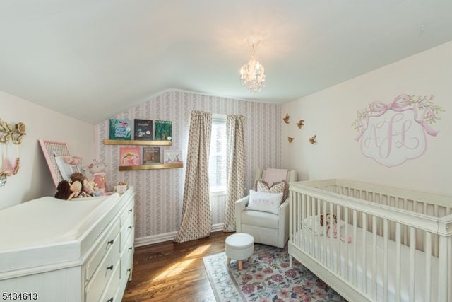 34 Coolidge Ave, West Caldwell Twp., NJ 07006