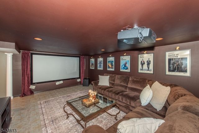 34 Coolidge Ave, West Caldwell Twp., NJ 07006