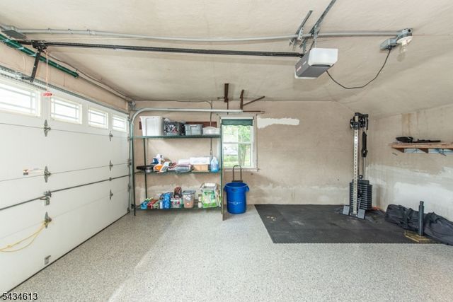 34 Coolidge Ave, West Caldwell Twp., NJ 07006