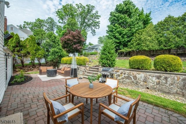 34 Coolidge Ave, West Caldwell Twp., NJ 07006