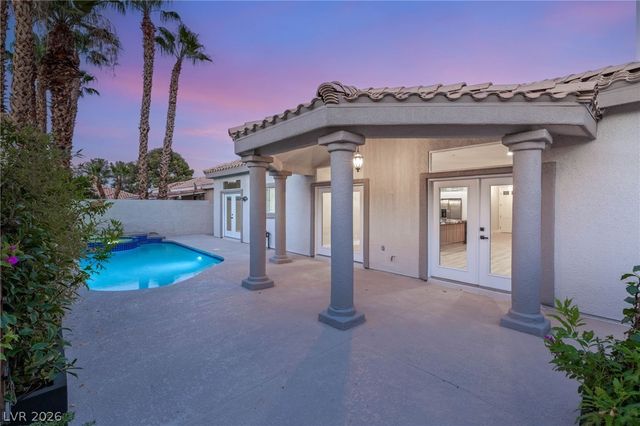 1605 Shadow Rock Drive, Las Vegas, NV 89117
