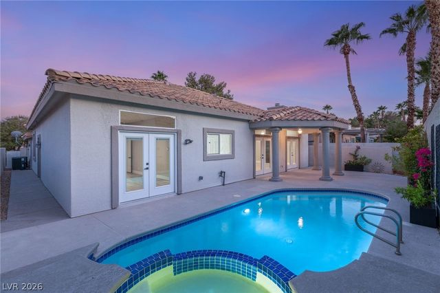 1605 Shadow Rock Drive, Las Vegas, NV 89117
