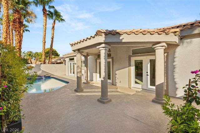 1605 Shadow Rock Drive, Las Vegas, NV 89117