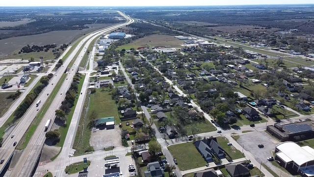 401 E 5th Street, Ferris, TX 75125