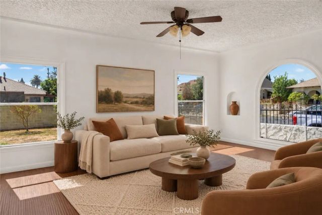 342 N Mesa, San Pedro, CA 90731