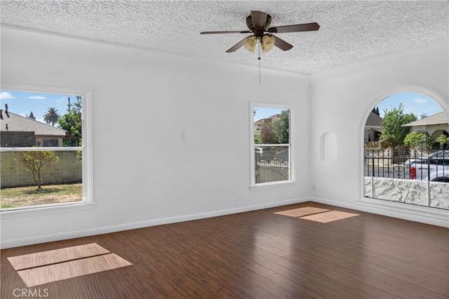 342 N Mesa, San Pedro, CA 90731