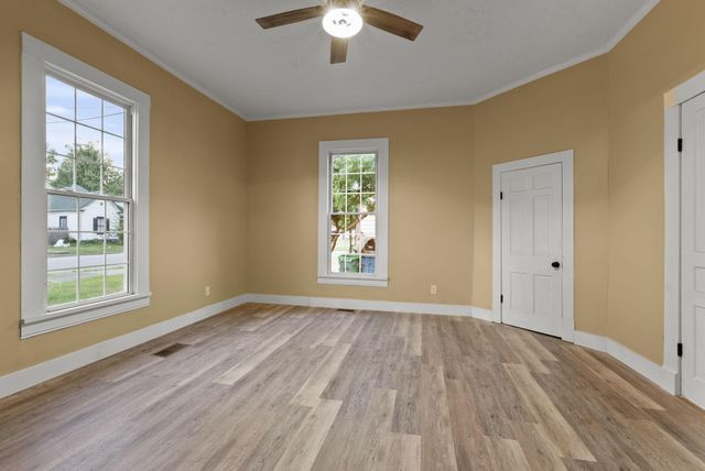 216 N 2nd Street, Danville, KY 40422
