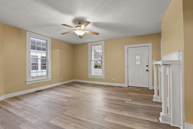 216 N 2nd Street, Danville, KY 40422
