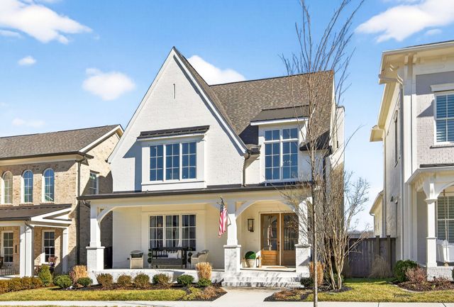 1232 Luckett Rd, Nashville, TN 37221