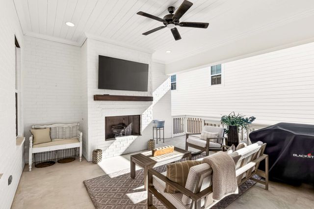 1232 Luckett Rd, Nashville, TN 37221