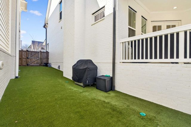 1232 Luckett Rd, Nashville, TN 37221