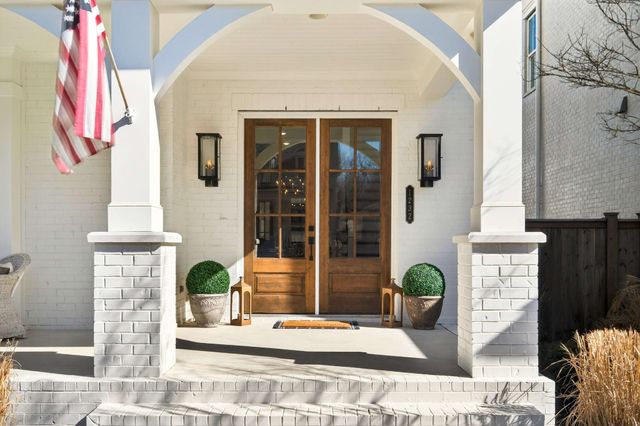 1232 Luckett Rd, Nashville, TN 37221