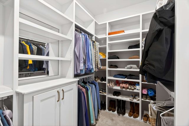 1232 Luckett Rd, Nashville, TN 37221