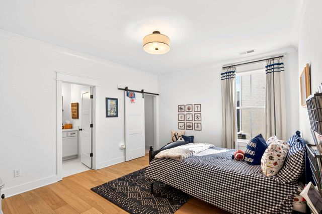 1232 Luckett Rd, Nashville, TN 37221