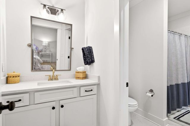 1232 Luckett Rd, Nashville, TN 37221