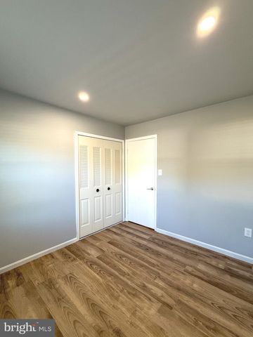 9274 BAYBERRY AVE, Manassas, VA 20110