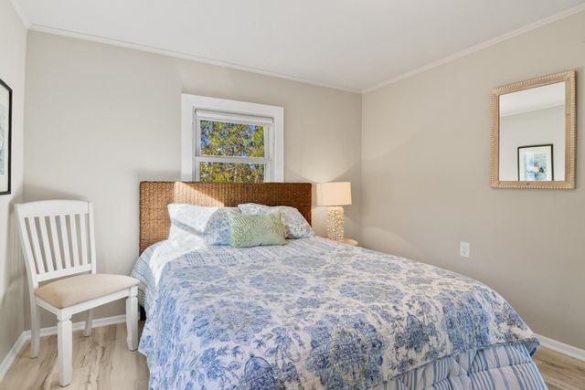 800 N St Joseph Street, Suttons Bay Twp, MI 49682