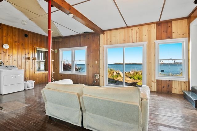 800 N St Joseph Street, Suttons Bay Twp, MI 49682