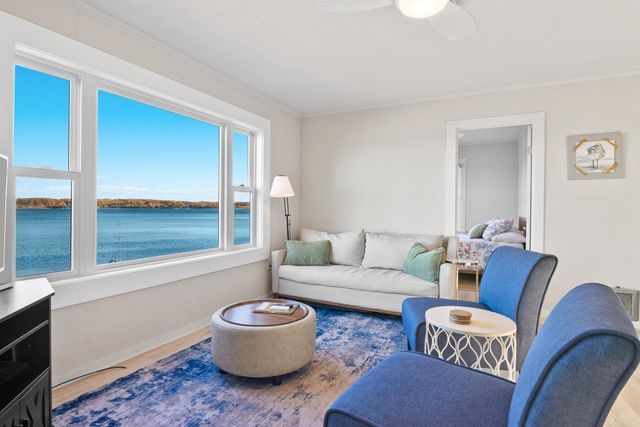 800 N St Joseph Street, Suttons Bay Twp, MI 49682