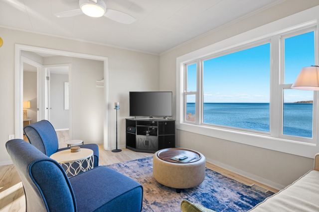 800 N St Joseph Street, Suttons Bay Twp, MI 49682