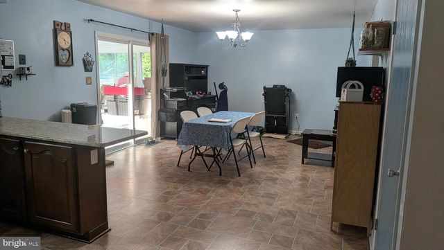 129 LAUREL DR, Enola, PA 17025