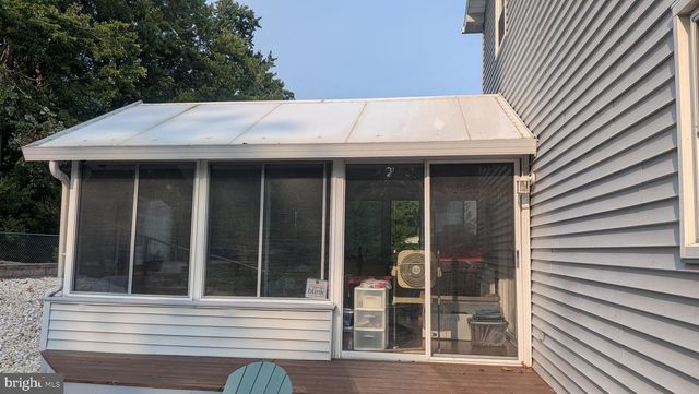 129 LAUREL DR, Enola, PA 17025
