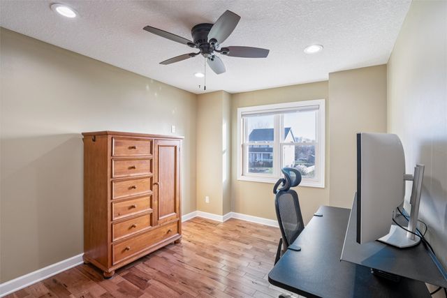 5440 Schweiker Drive, Pleasant Hill, IA 50327