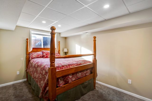 5440 Schweiker Drive, Pleasant Hill, IA 50327