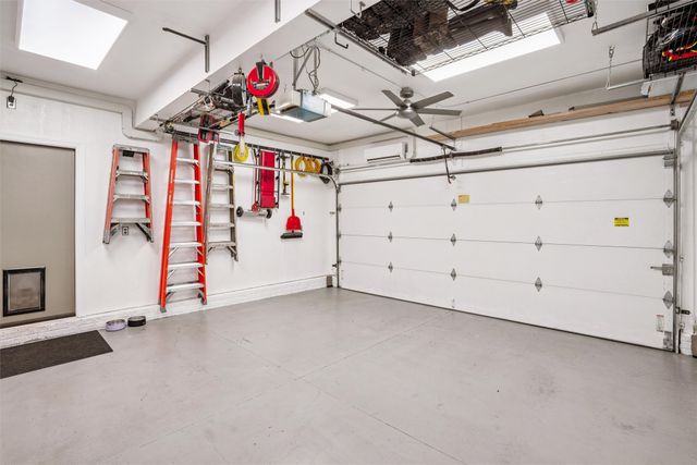 5440 Schweiker Drive, Pleasant Hill, IA 50327