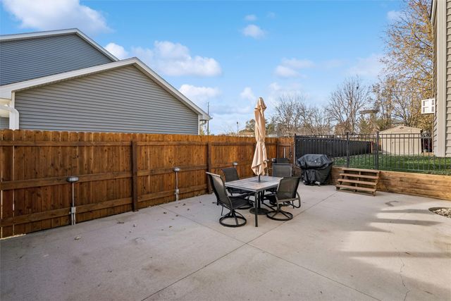 5440 Schweiker Drive, Pleasant Hill, IA 50327