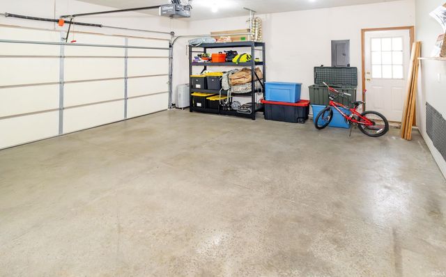 12901 Kenai Drive, Evansville, IN 47725