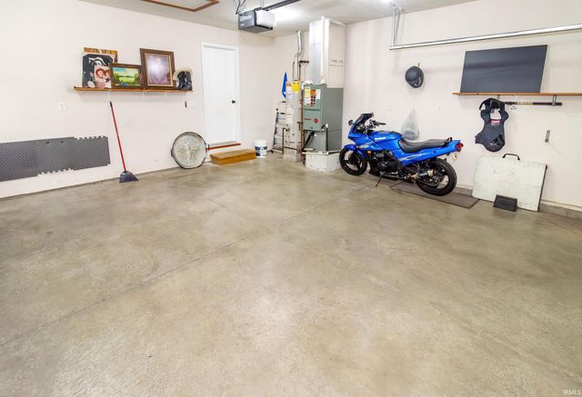 12901 Kenai Drive, Evansville, IN 47725