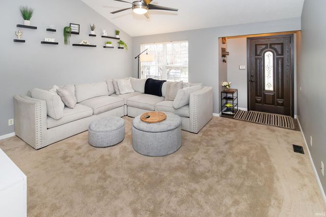 12901 Kenai Drive, Evansville, IN 47725