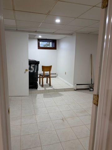 251 Newport Ave, Quincy, MA 02170