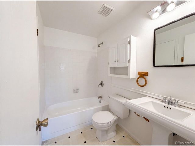 1912 24th Ave, Longmont, CO 80501