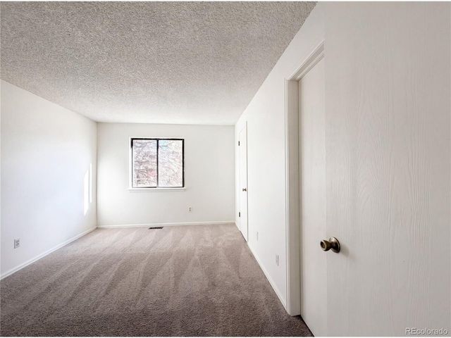 1912 24th Ave, Longmont, CO 80501