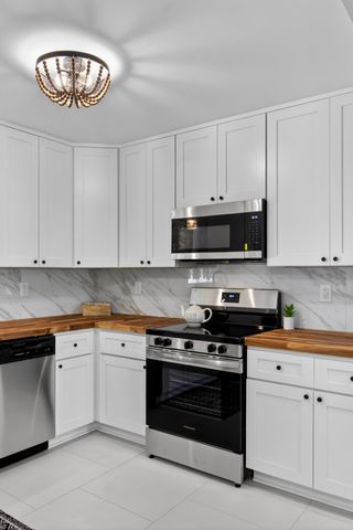 106 Benton Street, Goose Creek, SC 29445