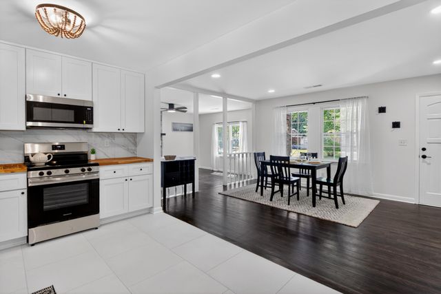 106 Benton Street, Goose Creek, SC 29445
