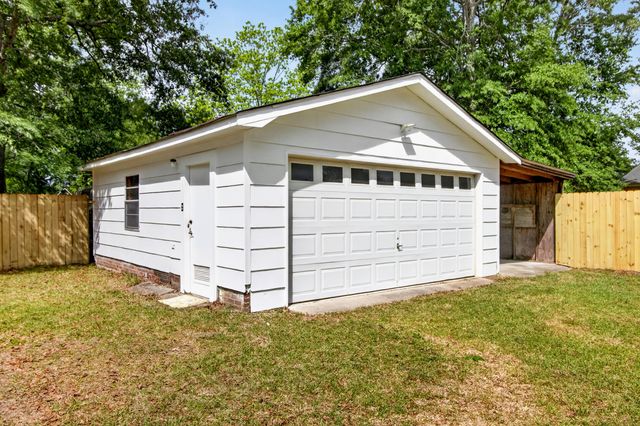 106 Benton Street, Goose Creek, SC 29445