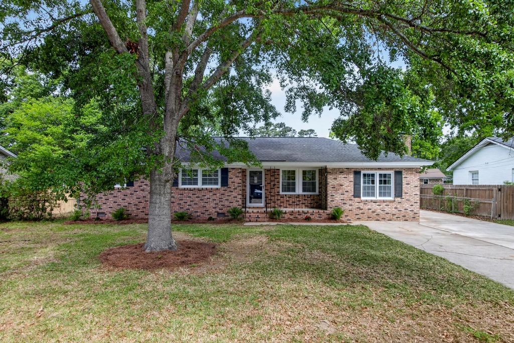 106 Benton Street, Goose Creek, SC 29445