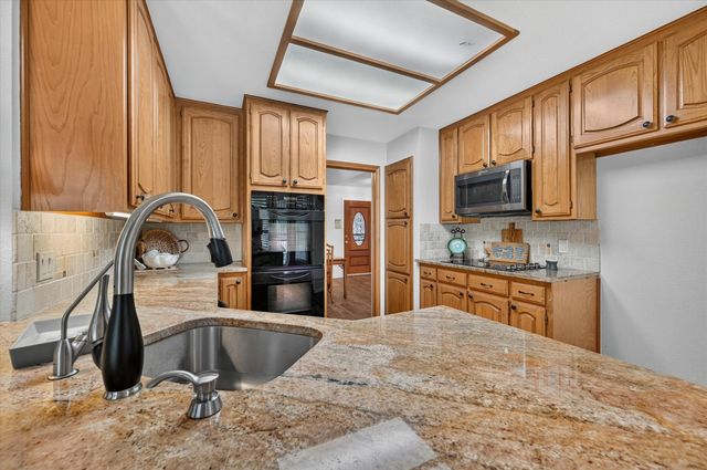 3800 Snow Creek Drive, Fort Worth, TX 76008