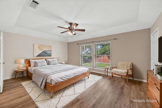 3800 Snow Creek Drive, Fort Worth, TX 76008