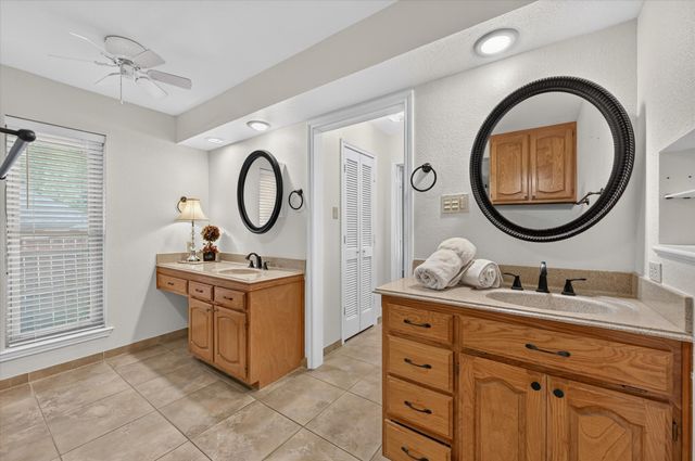 3800 Snow Creek Drive, Fort Worth, TX 76008