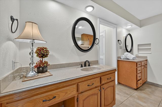 3800 Snow Creek Drive, Fort Worth, TX 76008