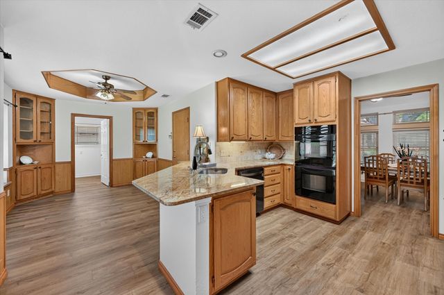 3800 Snow Creek Drive, Fort Worth, TX 76008