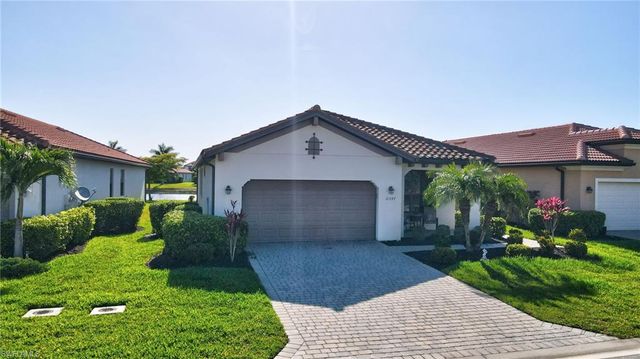 11597 Golden Oak TER, Fort Myers, FL 33913