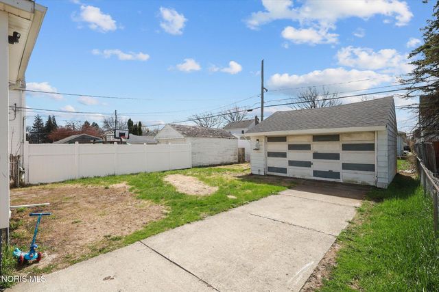 643 Waybridge Road, Toledo, OH 43612