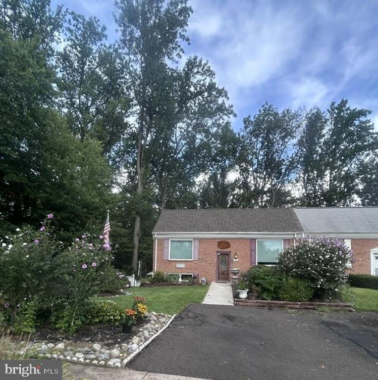 3000 MELINA CT, Bensalem, PA 19020