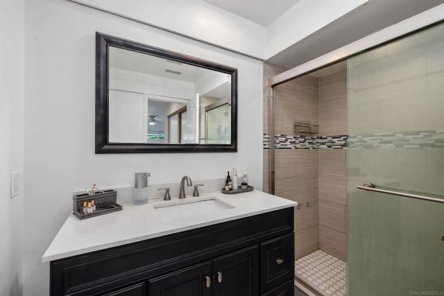 4220 Collwood Ln, San Diego, CA 92115