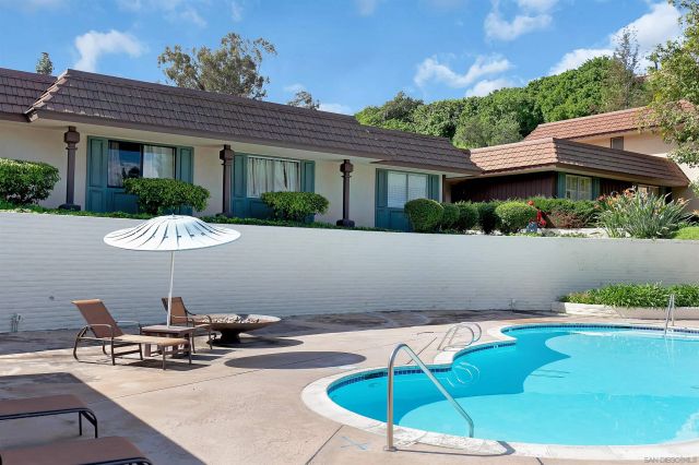 4220 Collwood Ln, San Diego, CA 92115